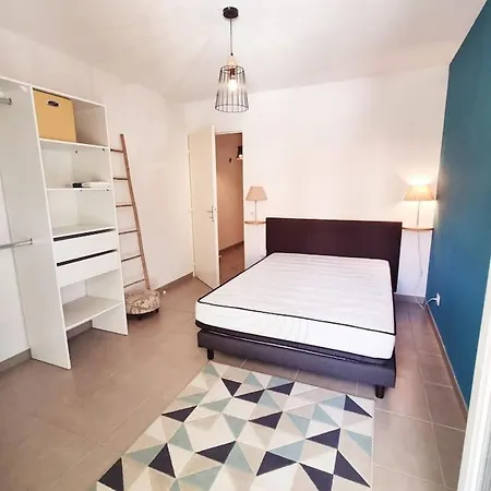 Ce Jolie De 45 M2 דירה